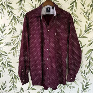 U.S. Polo Assn. long sleeve button down shirt. Size XL. Maroon with prin…